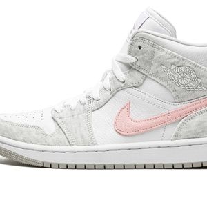Women’s Air Jordan 1